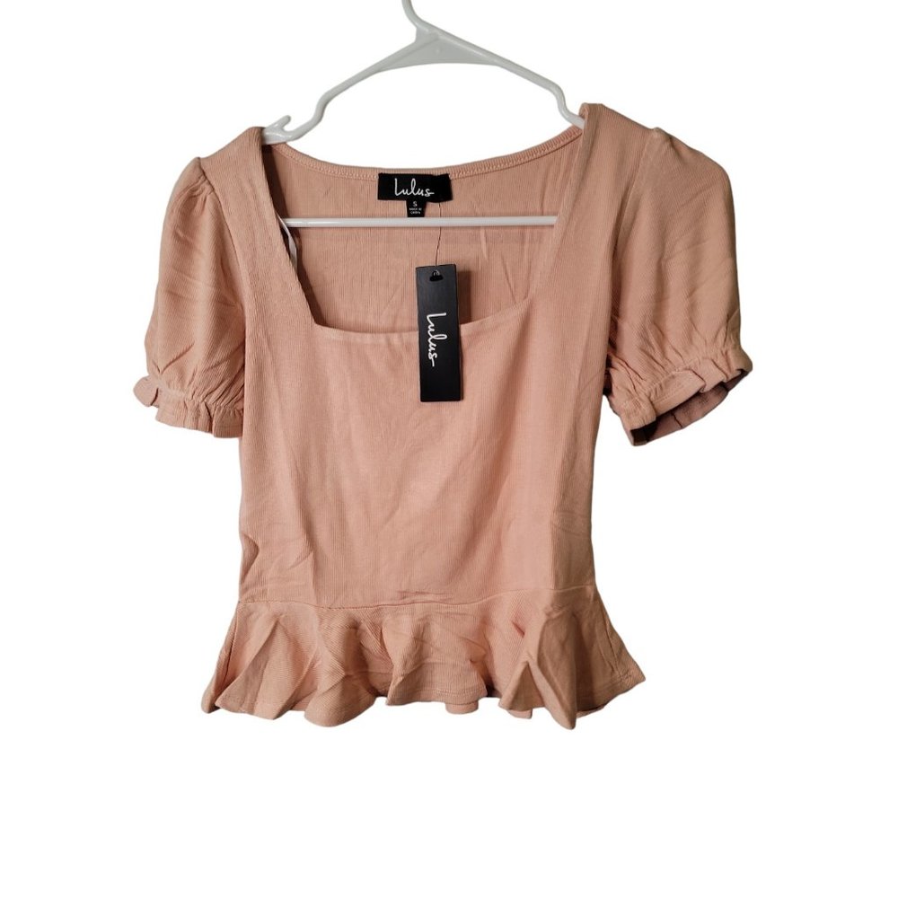 Lulus Size Small Womens Top Short Sleeve Ruffle Hem Square Neck Shirt NWT